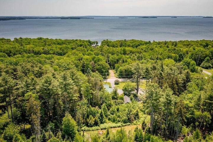 Lincolnville, Maine, United States 4 - 18369513