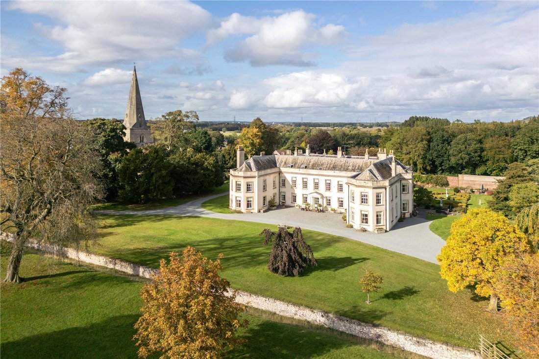 House in Womersley, England 1 - 18362393