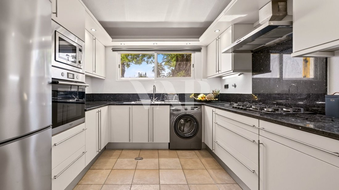 Villa in Vilamoura, Quarteira, Algarve 4 - 18364448