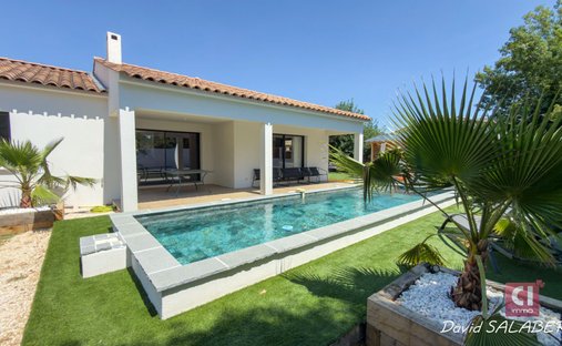 House in Forcalqueiret, Provence-Alpes-Côte d'Azur, France 1
