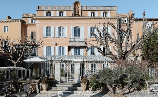 Villa in Centre Nord, Apt, France 1