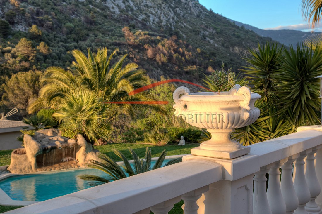 Estate in La Turbie, Provence-Alpes-Côte d'Azur, France 4 - 17759858