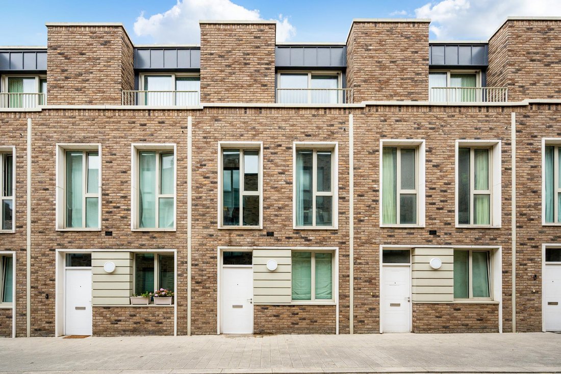 Townhouse in Victoria Docks, Newham, England 1 - 18364978
