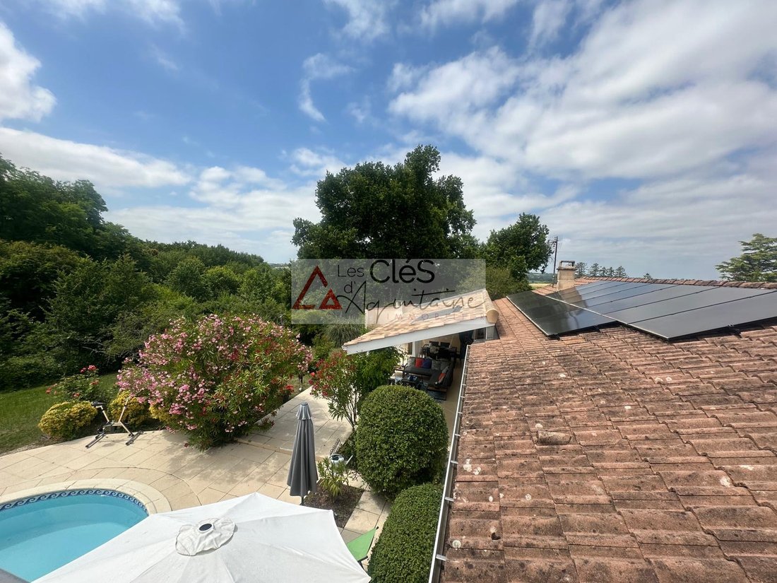 House in Le Pian-sur-Garonne, Nouvelle-Aquitaine, France 2 - 18366843