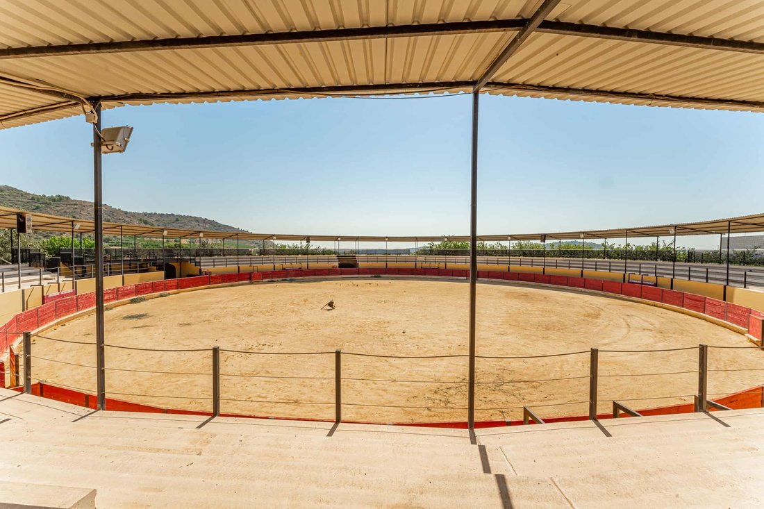 Finca in la Vall d'Uixo, Valencian Community, Spain 2 - 18363107