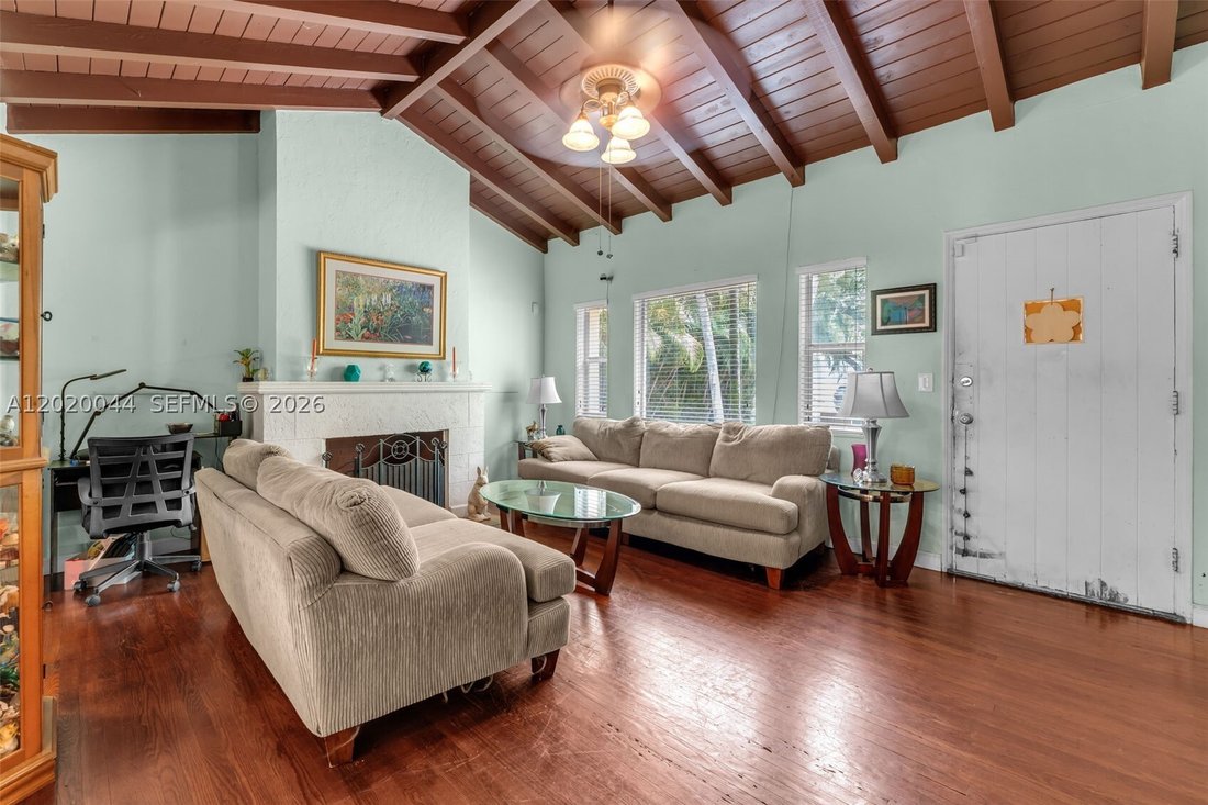 House in Miami, Florida, United States 5 - 17933149