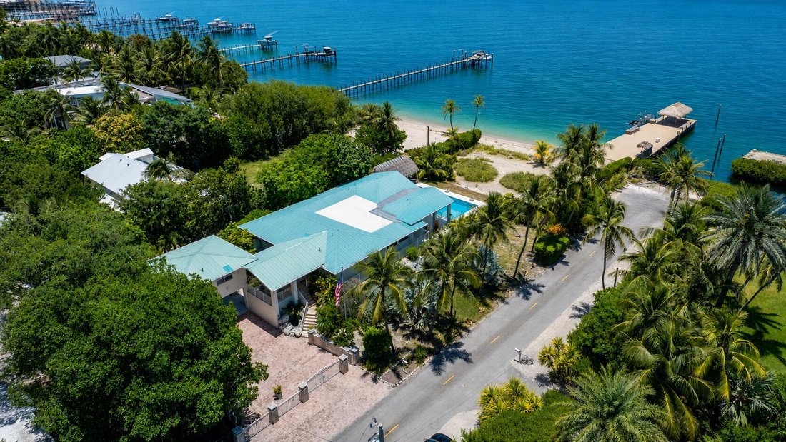 House in Key Colony Beach, Florida, United States 5 - 18365690