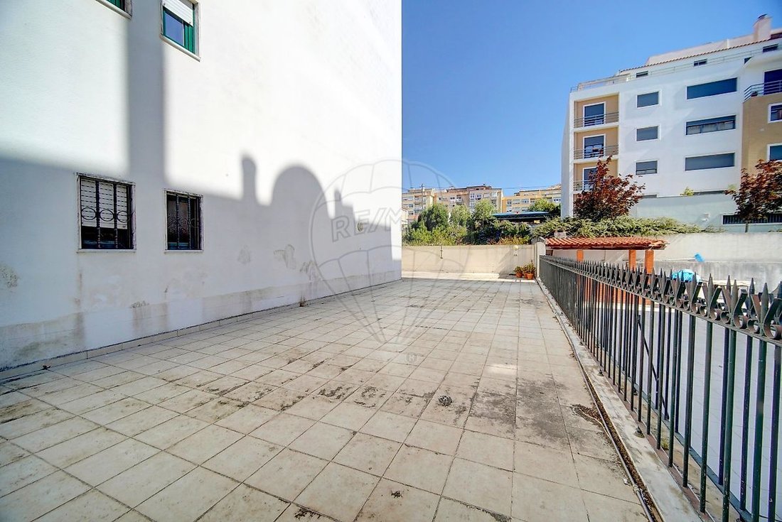 Apartment in Massama e Monte Abraao, Lisbon, Portugal 4 - 18363792