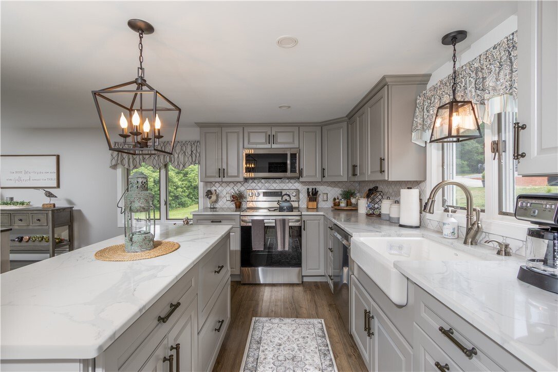 House in Burrillville, Rhode Island, United States 5 - 18362529