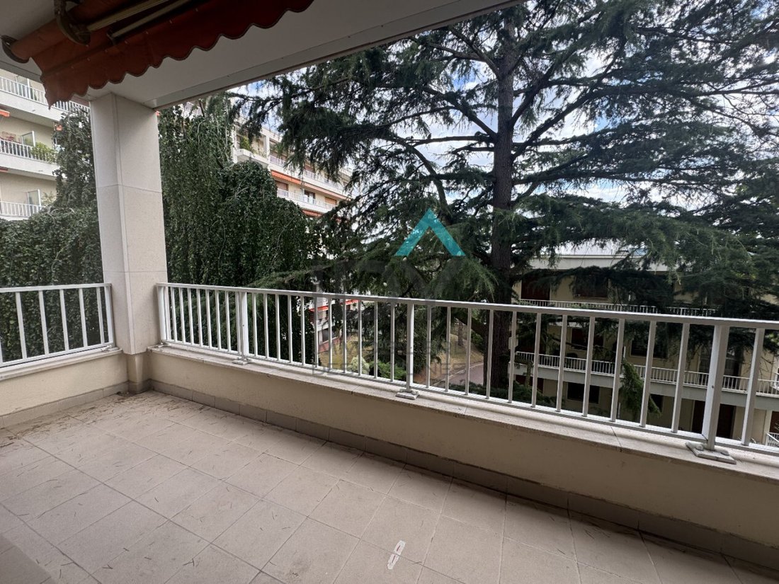 Apartment in Forêt, Saint-Germain-en-Laye, France 4 - 18366101