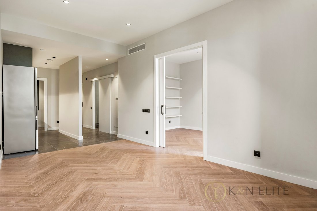 Apartment in Eixample, Barcelona, Spain 3 - 18367371