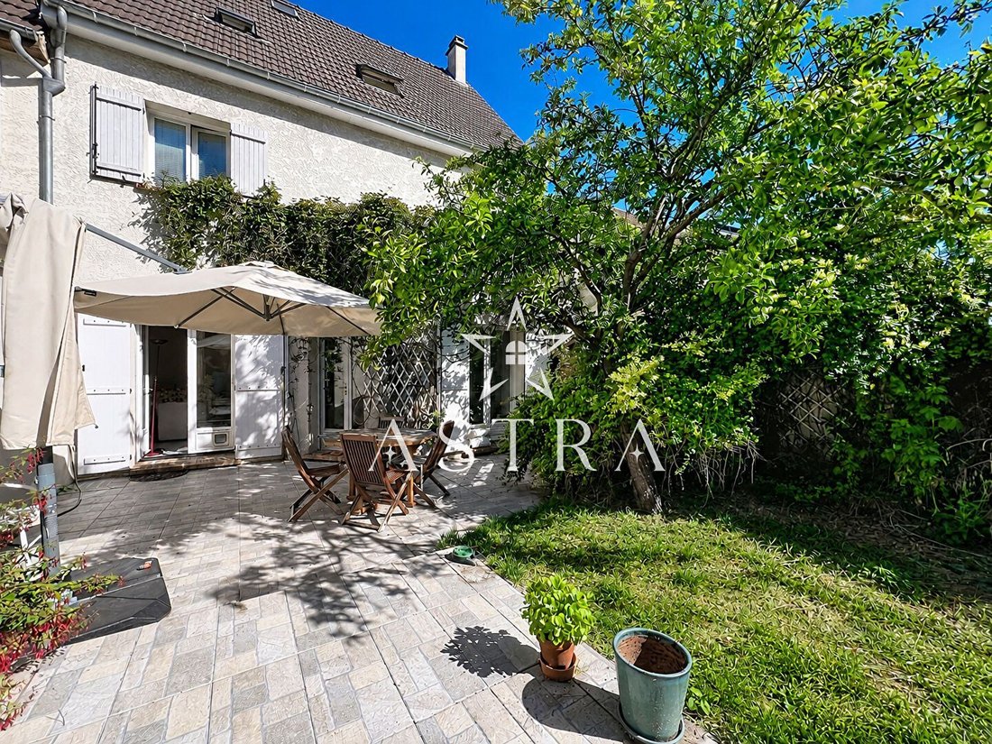 House in Antony, Ile-de-France, France 2 - 18363394