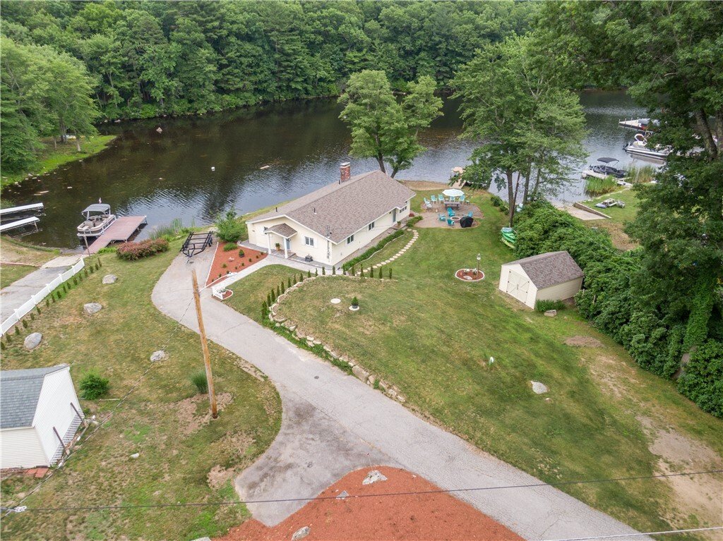 House in Burrillville, Rhode Island, United States 2 - 18362529