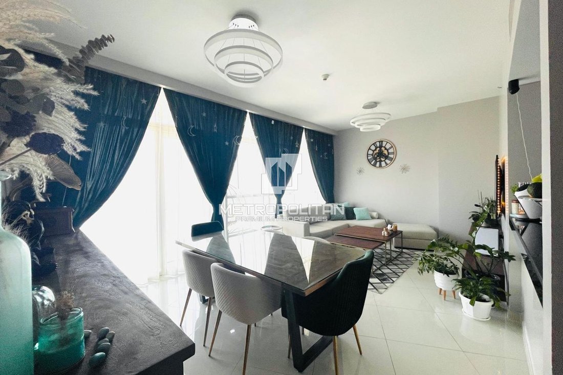 Apartment in Damac Hills, Dubai, United Arab Emirates 5 - 18362946