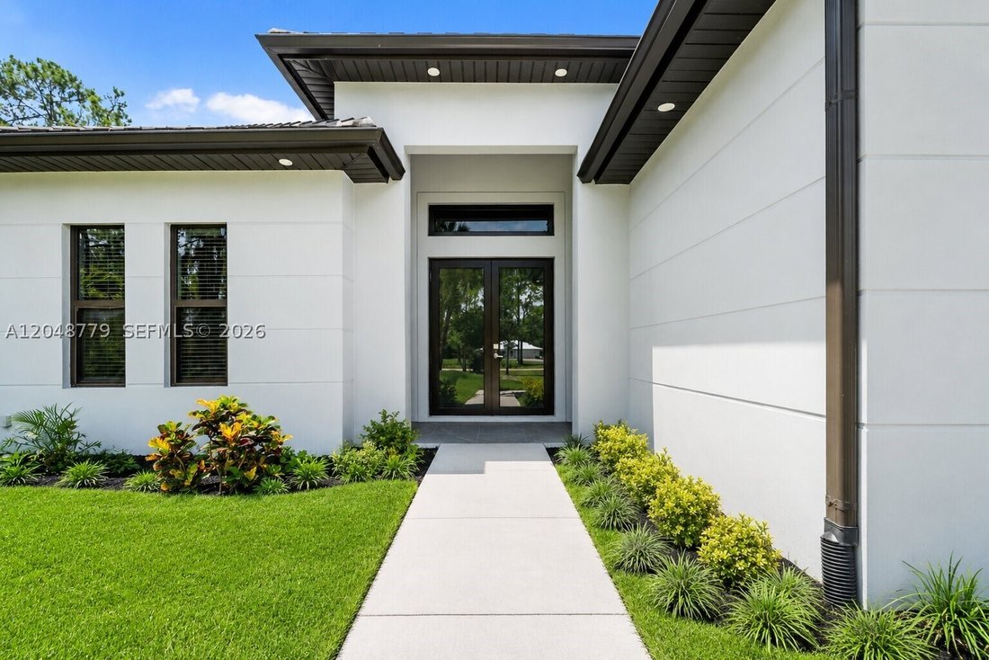 House in Naples, Florida, United States 4 - 18366149