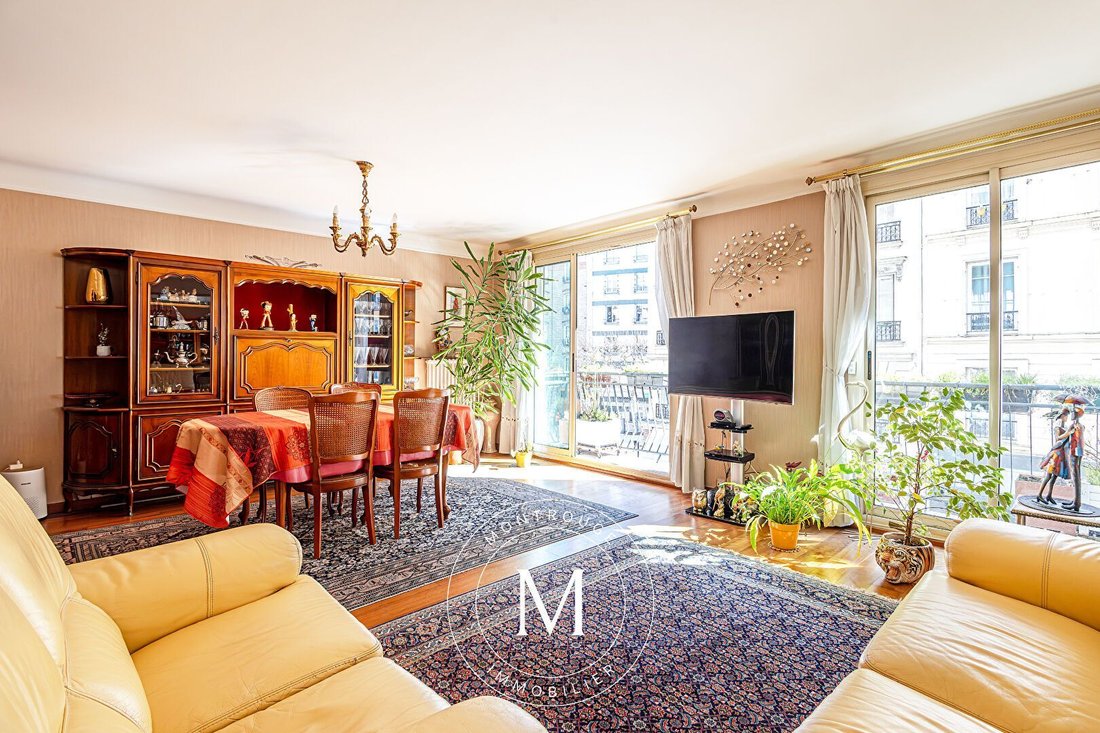 Apartment in Montrouge, Ile-de-France, France 1 - 18366032