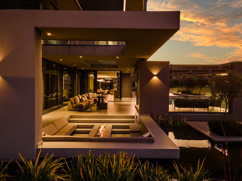 Farm Ranch in Munyaka Waterfall City, Gauteng, South Africa 2 - 18369104