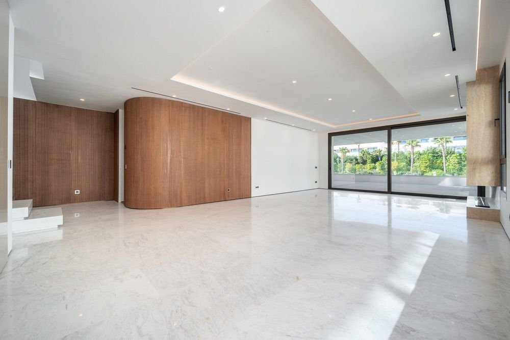 Apartment in Marbella, Andalusia, Spain 2 - 18363782