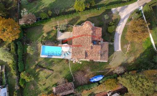 Villa in Nord, Roquefort-les-Pins, France 1