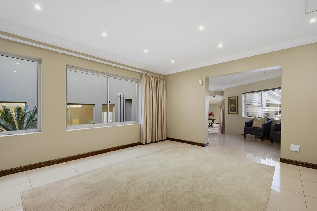 House in Oriel, Bedford Gardens, Gauteng 5 - 18369057
