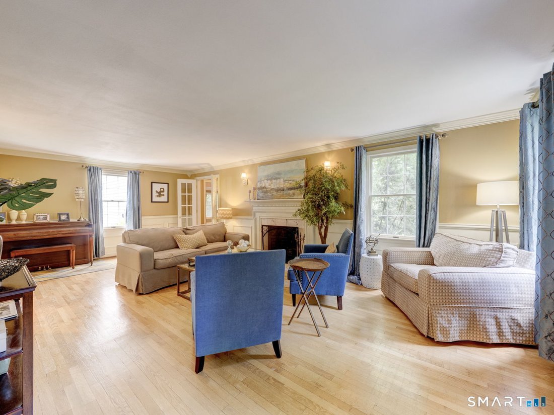 House in Southington, Connecticut, United States 5 - 18363690