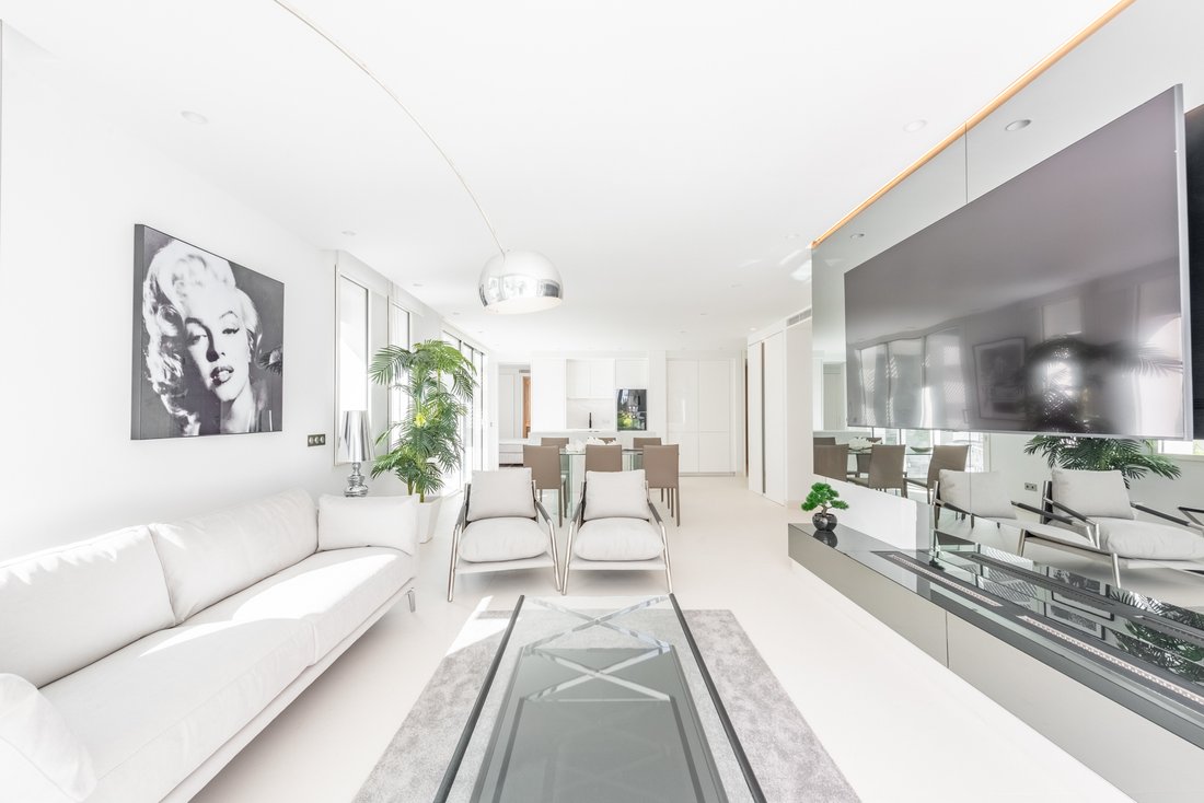 Apartment in Marbella, Andalusia, Spain 3 - 18364033