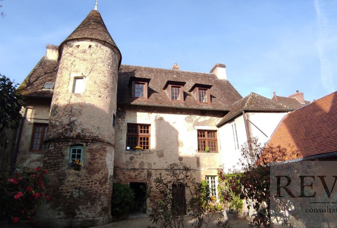 Estate in Parc Sud-Moulin du Vallon, Autun, France 1 - 18365778