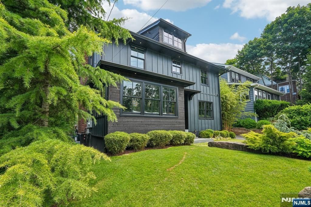House in Caldwell, New Jersey, United States 4 - 18256621