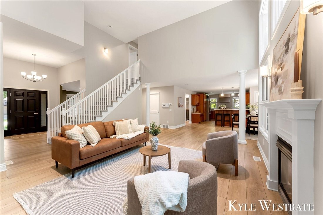 House in Norton Shores, Michigan, United States 5 - 18366803
