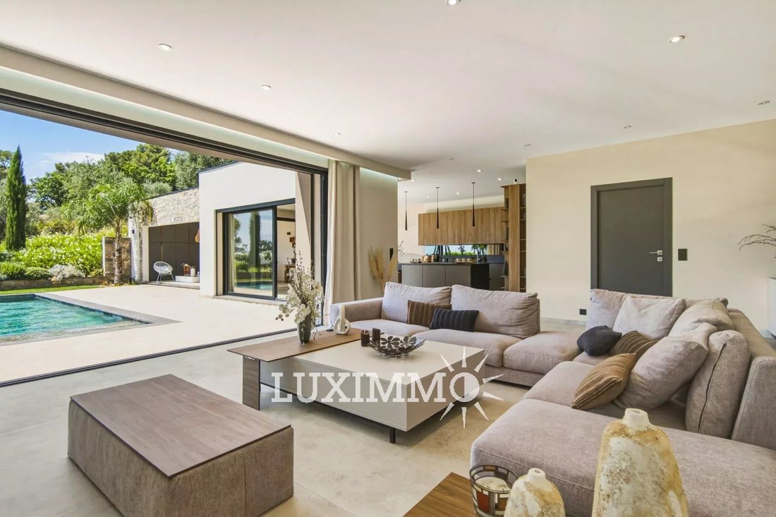 Villa in Opio, Provence-Alpes-Côte d'Azur, France 4 - 18363870