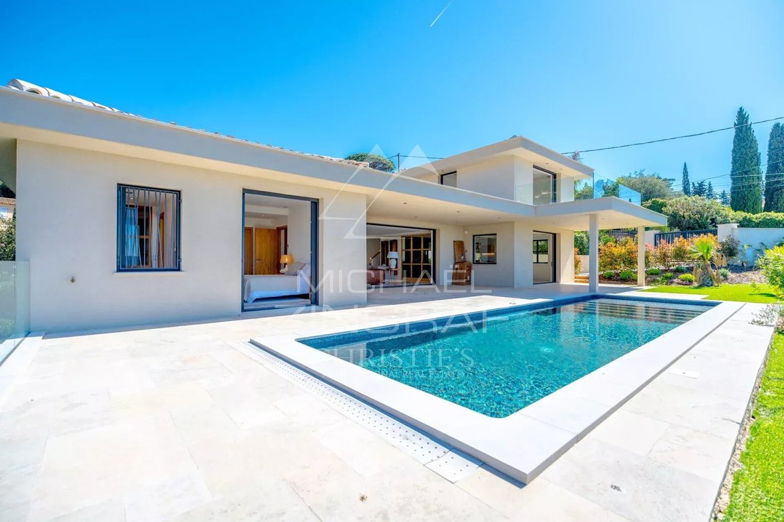 Villa in Nartelle-Noyer-Bellevue-bd des Sardinaux, Sainte-Maxime, France 3 - 17810468