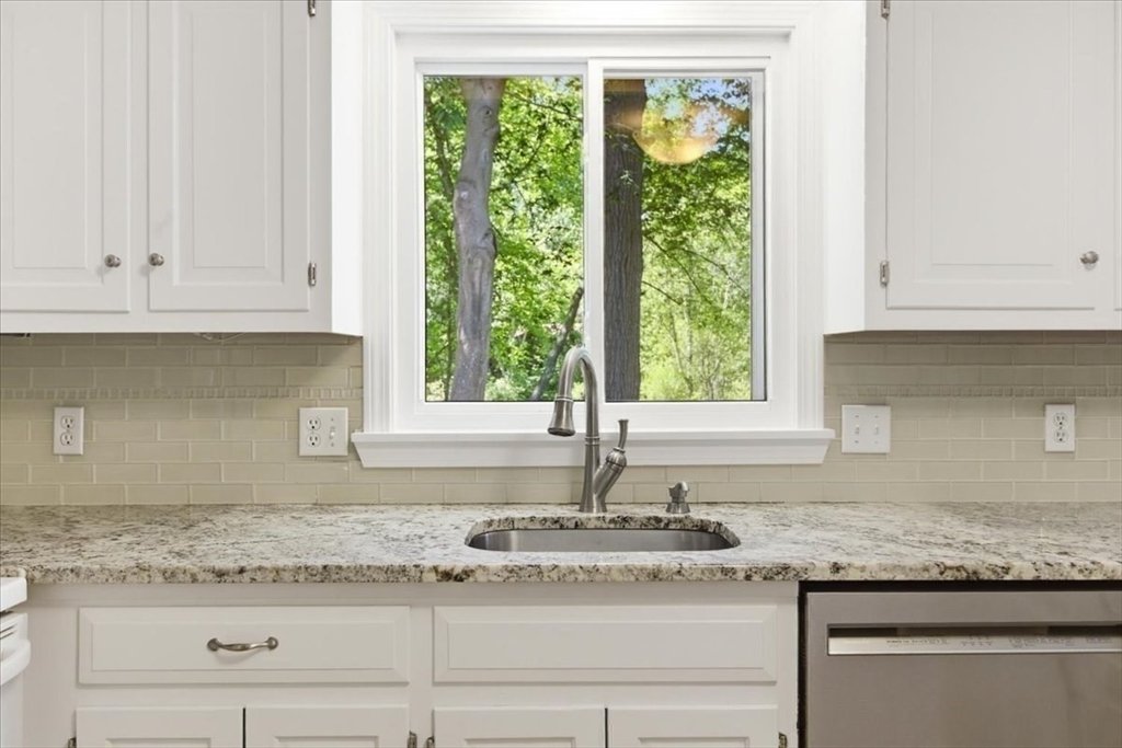 House in Beverly, Massachusetts, United States 4 - 18125404