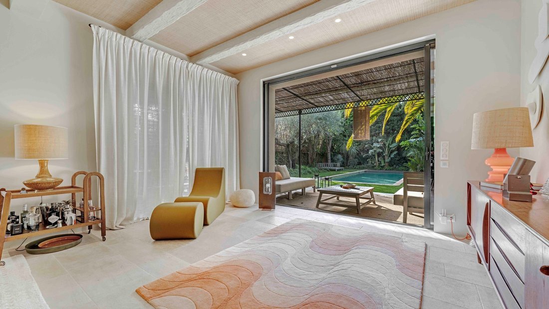 House in Zone Ouest Urbaine, Saint-Tropez, France 4 - 17015042