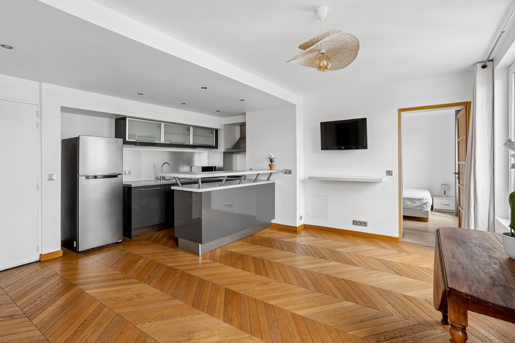 Apartment in Montorgueil-Saint Denis, Paris 2e Arrondissement, Paris 2 - 18363889