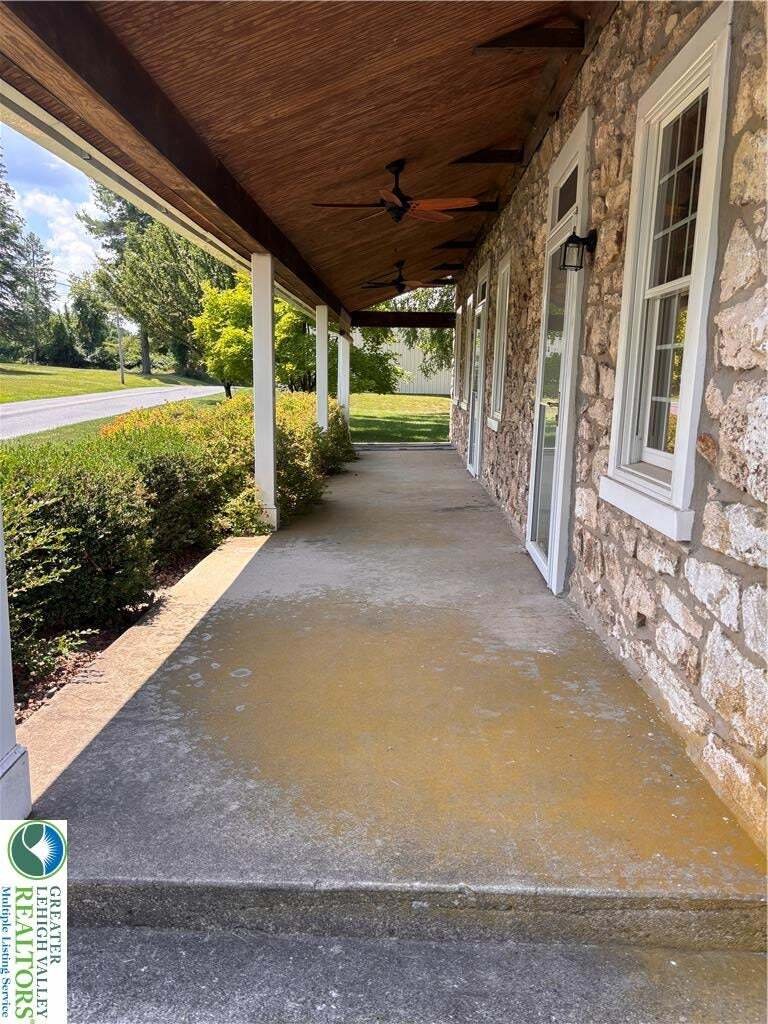 House in Hellertown, Pennsylvania, United States 4 - 18369450