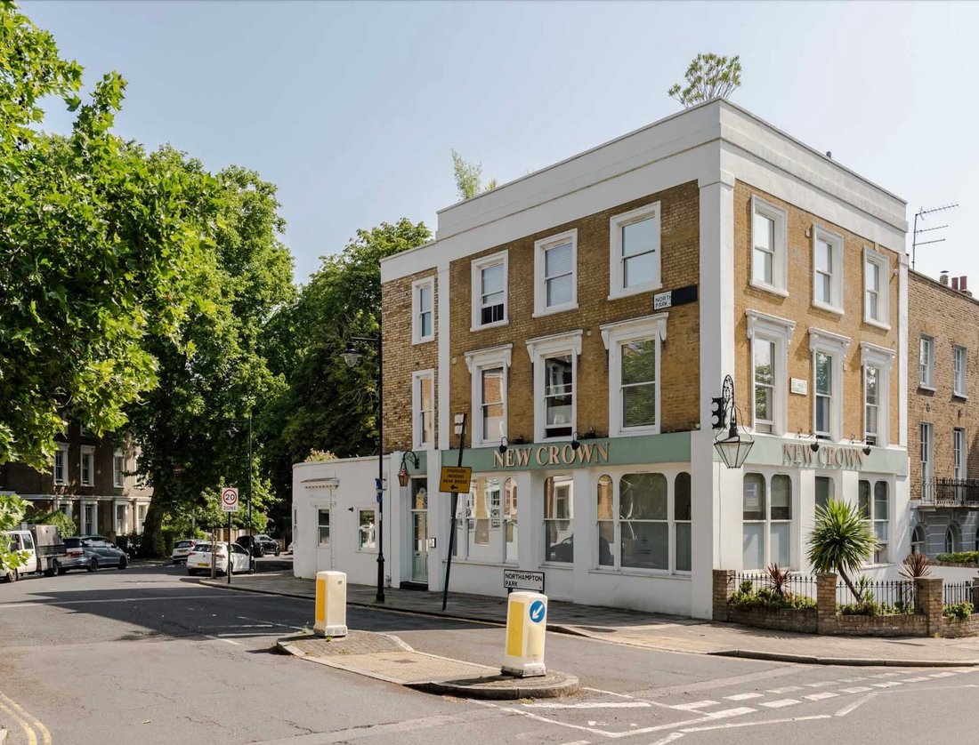 Apartment in De Beauvoir Town, Hackney, England 1 - 18362140