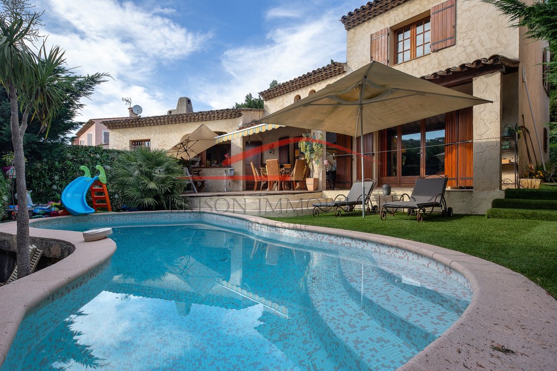 Villa in Centre du Village, La Colle-sur-Loup, France 1 - 15694345