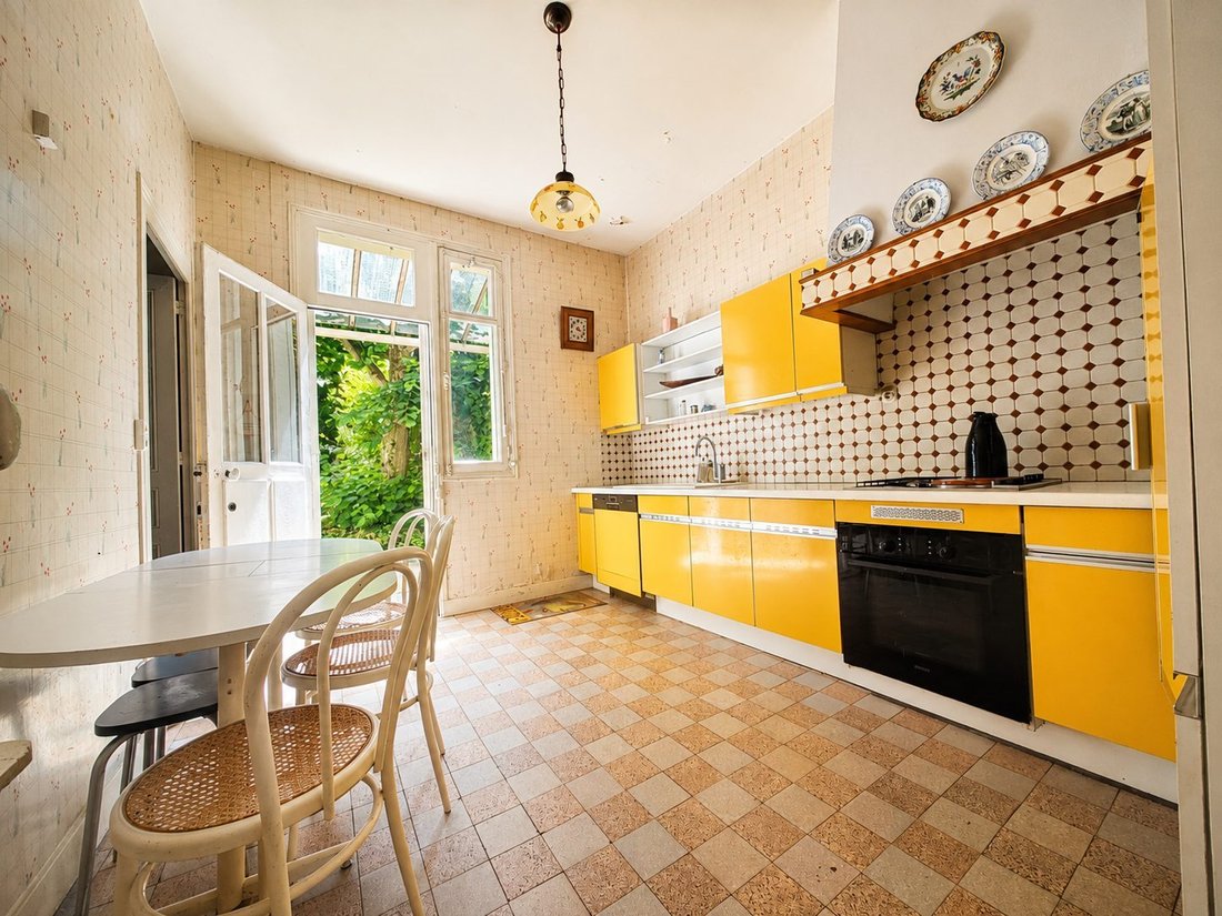 House in Sanitas-Rotonde, Tours, France 4 - 18369662