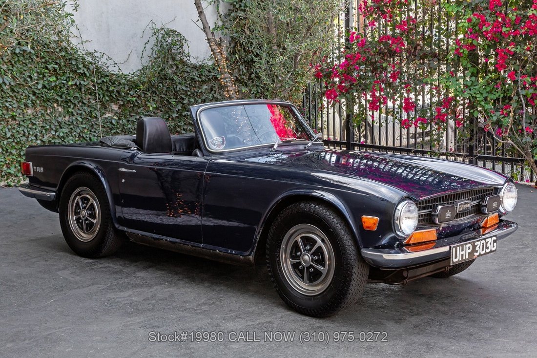 Triumph TR6 in Los Angeles, CA 3 - 18364250
