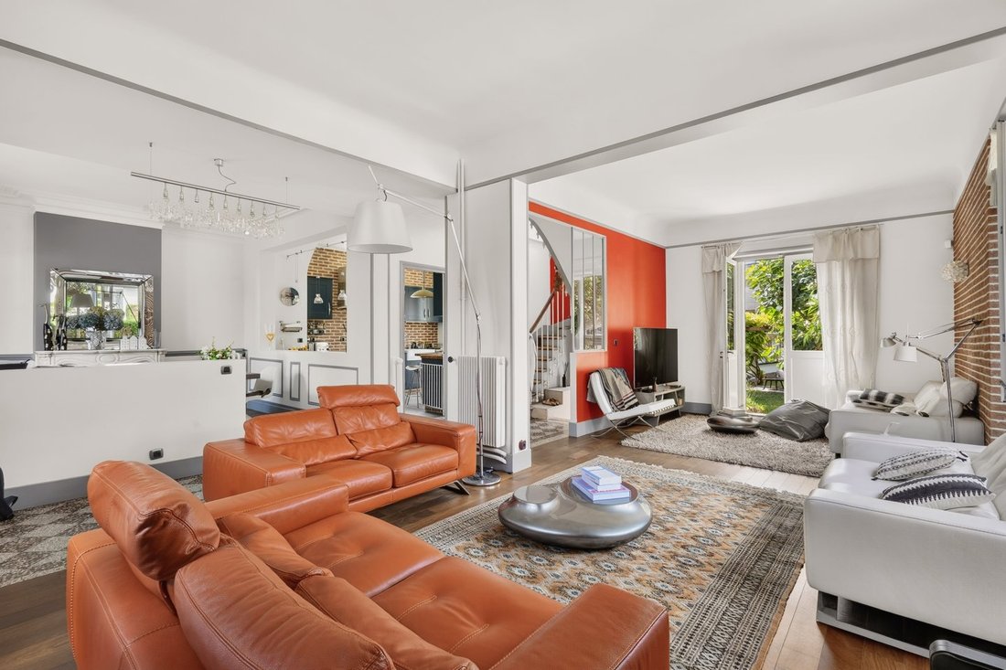 Estate in Jardin Parisien, Clamart, France 2 - 18363132