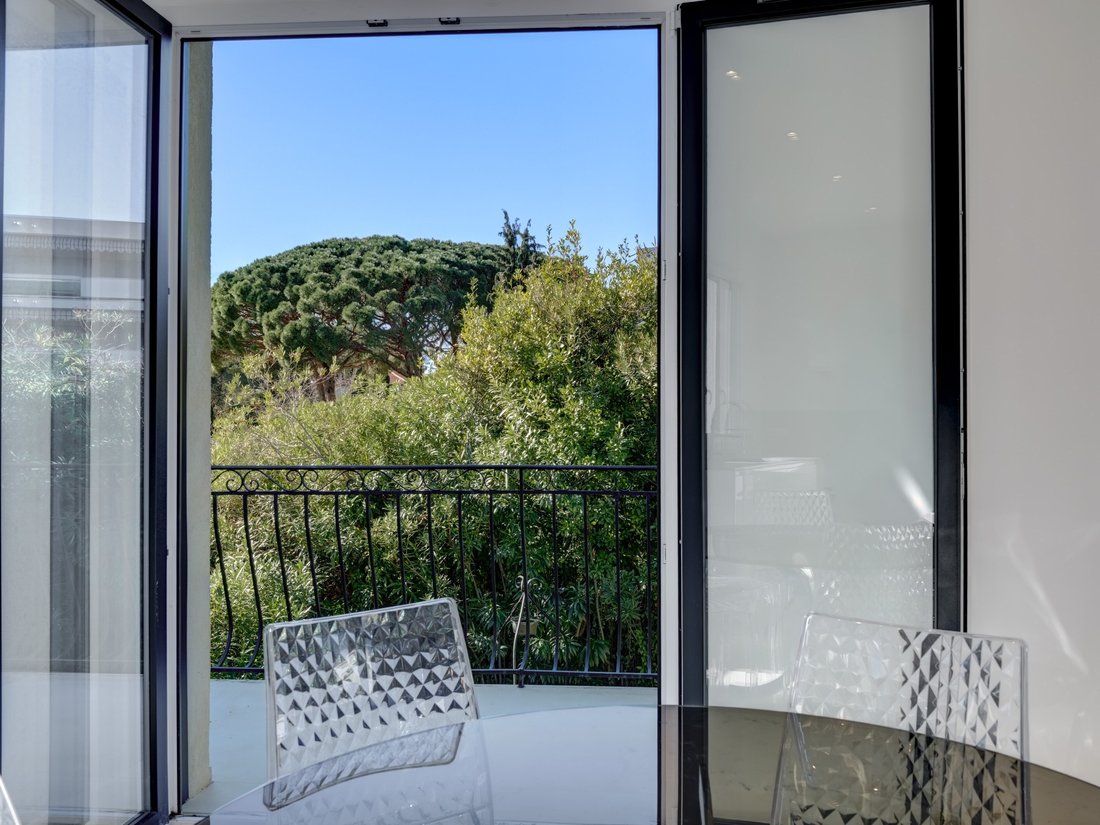 House in Saint Nicolas, Cannes, France 2 - 17117222