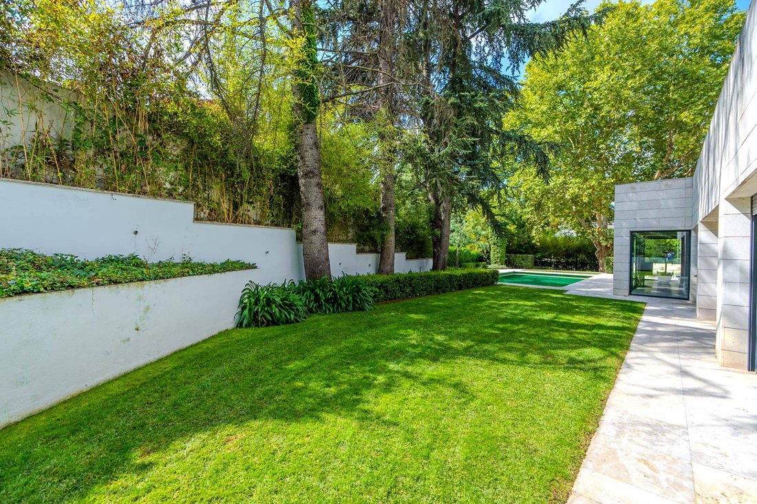Villa in Moncloa-Aravaca, Madrid, Spain 1 - 18363612