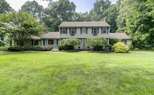 House in Southington, Connecticut, United States 1