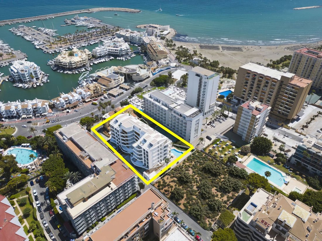 Apartment in Benalmadena, Andalusia, Spain 1 - 18362691