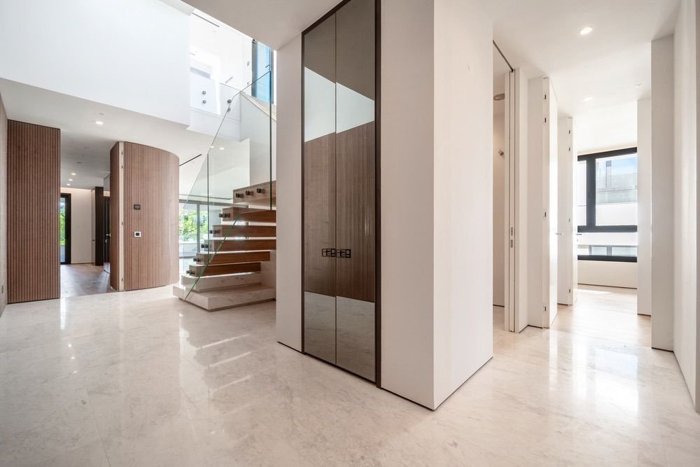 Apartment in Marbella, Andalusia, Spain 4 - 18363782