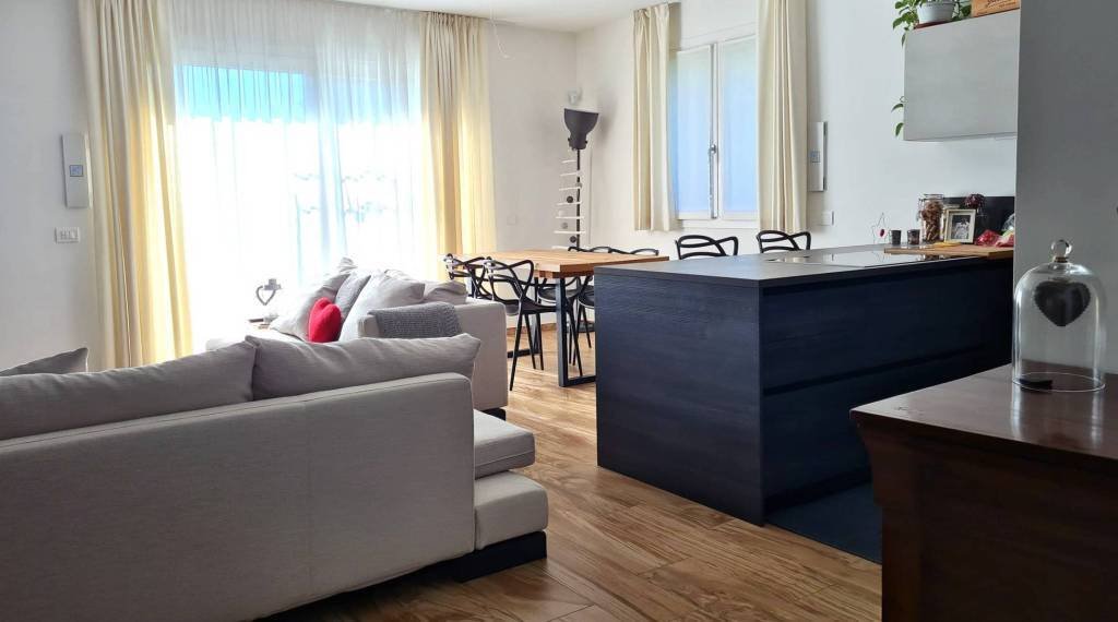 Apartment in Center, Varese, Lombardy 5 - 18365078
