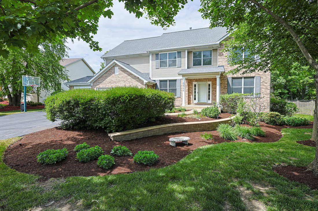 House in Hoffman Estates, Illinois, United States 3 - 18365605
