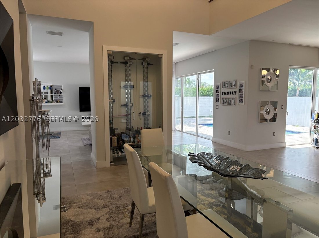 House in Doral, Florida, United States 5 - 18366136