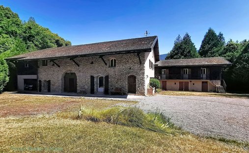 House in Armoy, Auvergne-Rhône-Alpes, France 1