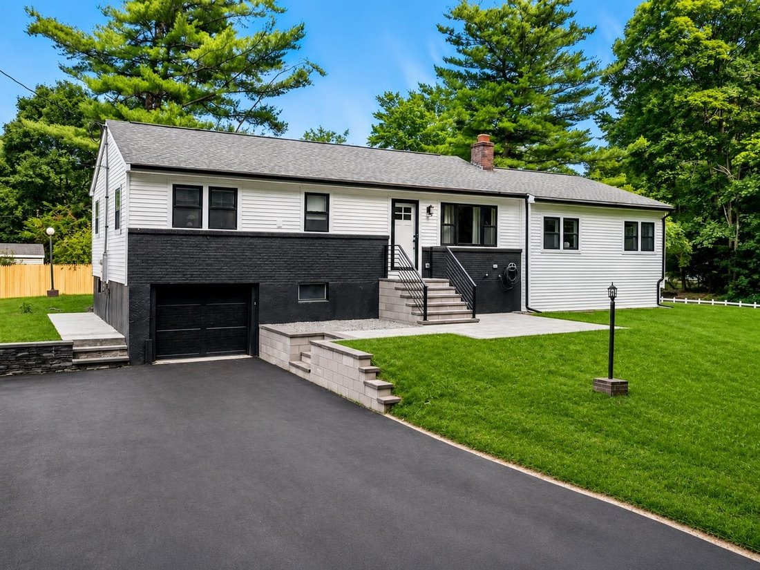 House in Salem, New Hampshire, United States 3 - 18366391